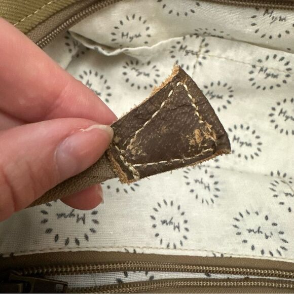 Myra Bag Handmade Exquisite Move Weekender Bag Upcycled NWT One Size - Picture 7 of 16